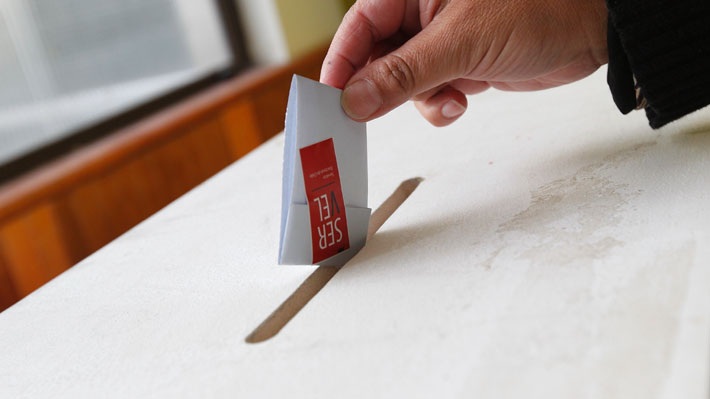 Imàgen de Para saber si una persona deberá cumplir dicha labor, debe ingresar con su RUT al sitio web del Servel.