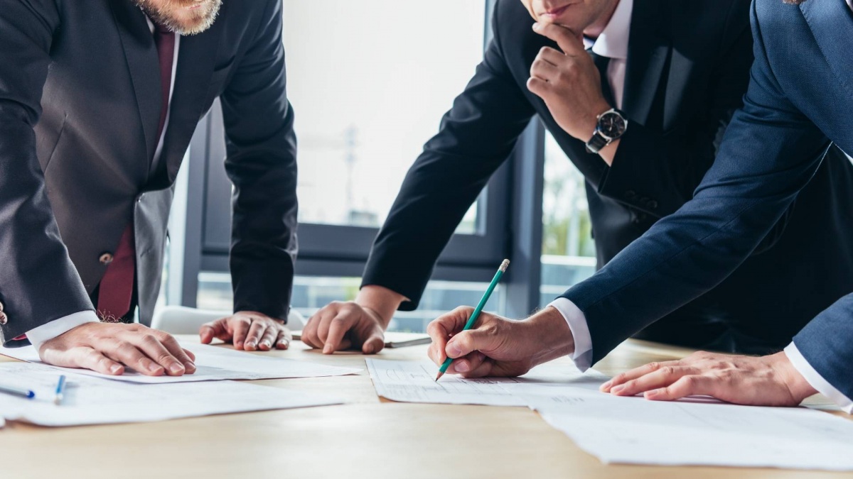 Imàgen de pide al gobierno centrarse en crecimiento y seguridad pública